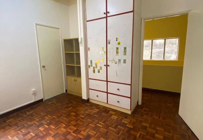 Taman Wangsa Ukay Ampang Terrace House For Sale