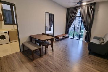 Henna Residence @ The Quartz