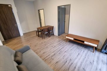 Henna Residence @ The Quartz