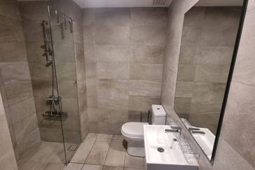 Henna Residence @ The Quartz