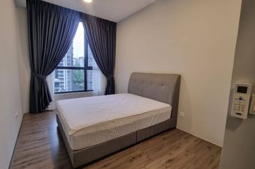 Henna Residence @ The Quartz