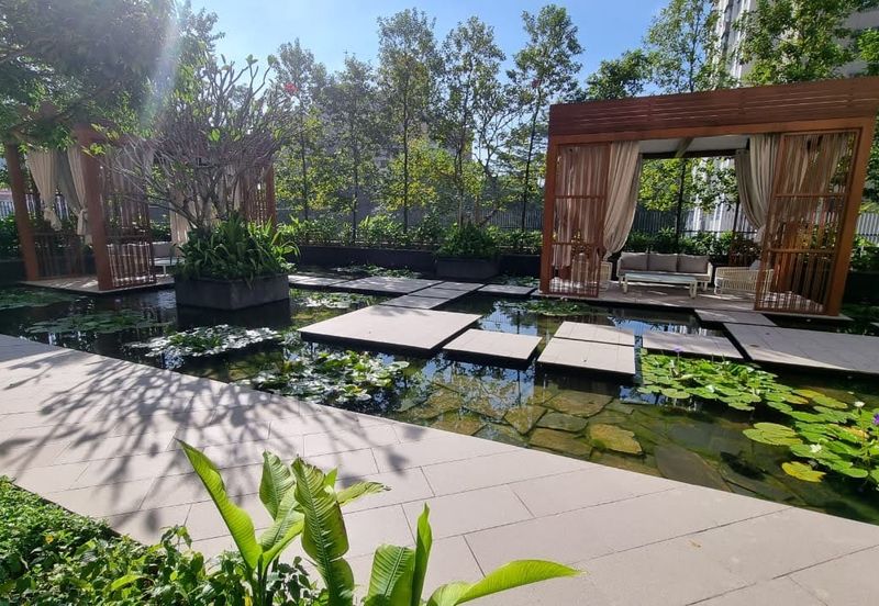 Henna Residence @ The Quartz