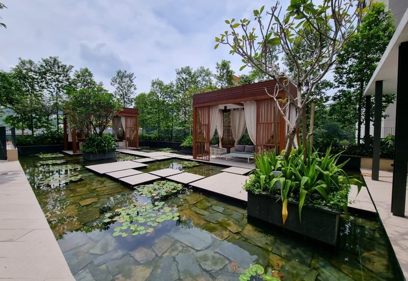 Henna Residence @ The Quartz