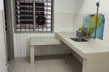 Pandan Jaya Shop Apartment For Sale near LRT