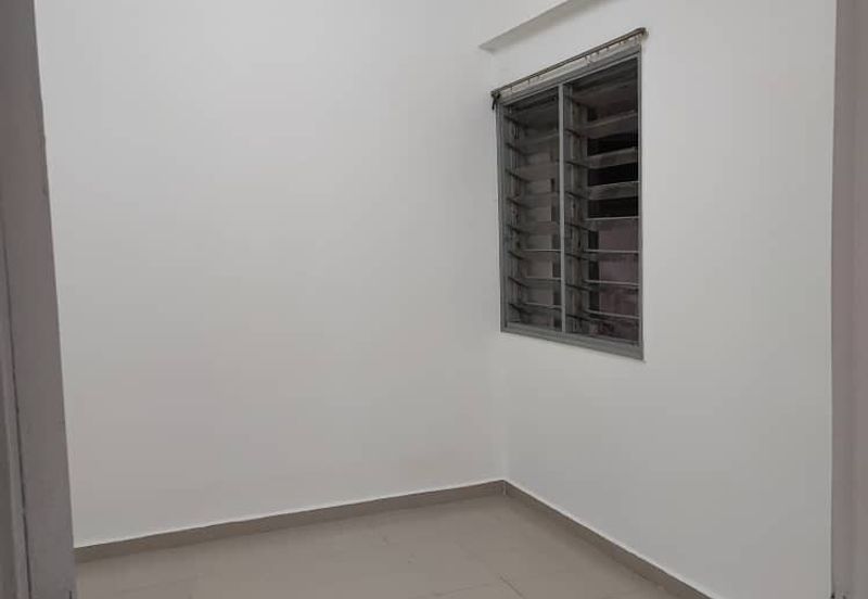 Pandan Jaya Shop Apartment For Sale near LRT