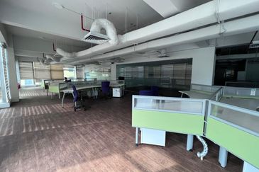 10-Storey Office Building @ Taman Wahyu For Sale