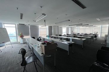 10-Storey Office Building @ Taman Wahyu For Sale