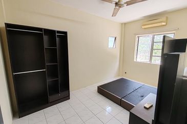 Apartment Indah, Damansara Damai