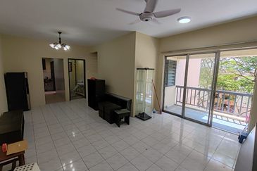 Apartment Indah, Damansara Damai