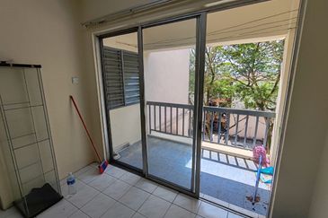 Apartment Indah, Damansara Damai
