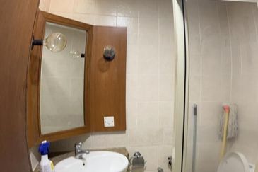 38 Bidara Condominium