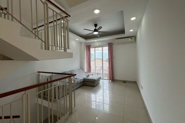 Kampung Sungai Kayu Ara