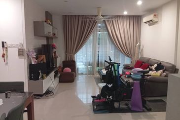 Bungaraya Kondominium, Saujana Subang