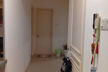 Bungaraya Kondominium, Saujana Subang