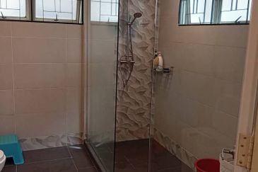 Bungaraya Kondominium, Saujana Subang