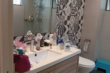 Bungaraya Kondominium, Saujana Subang