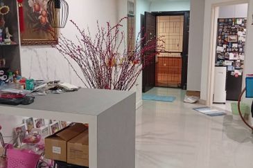 Bungaraya Kondominium, Saujana Subang