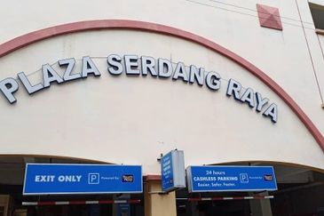 Plaza Serdang Raya