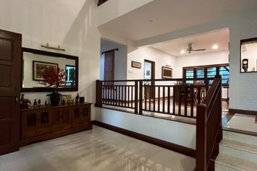RESORT STYLE LIVING BUNGALOW FOR SALE @ SERI PETALING, KUALA LUMPUR
