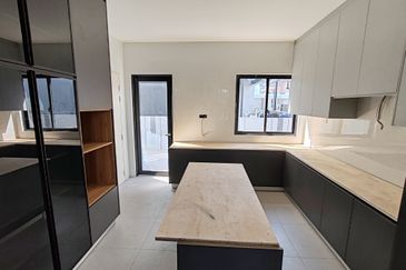 Broadleaf Residences, Hometree