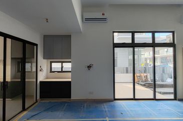 Broadleaf Residences, Hometree