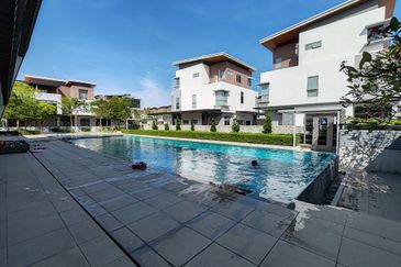 Broadleaf Residences, Hometree