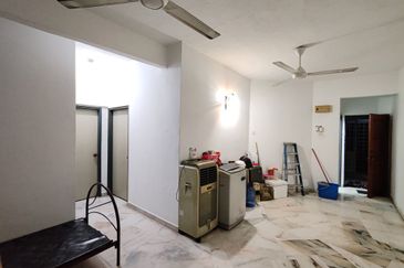 Ayers & Astaria Condominium