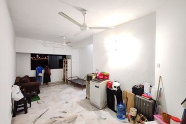 Ayers & Astaria Condominium