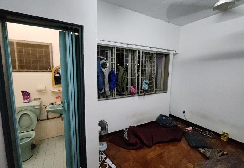 Ayers & Astaria Condominium