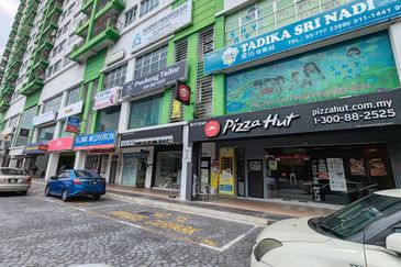 Parklane OUG Service Apartment