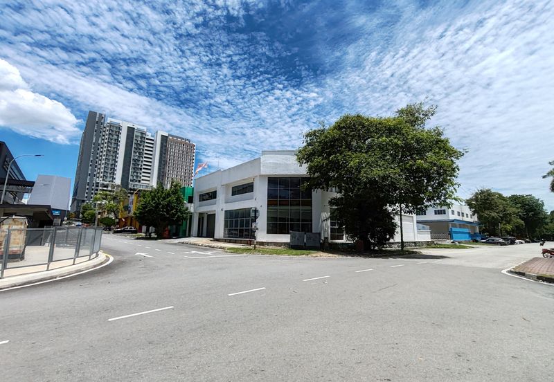 HiCom-Glenmarie Industrial Park