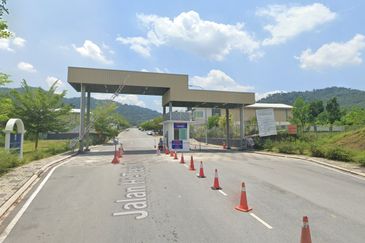 Kawasan Perindustrian Hi Tech 7