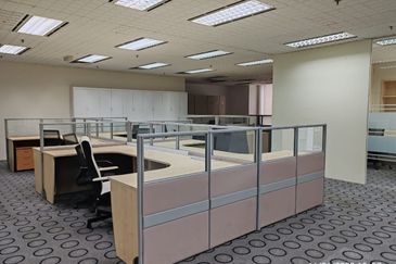 Menara HLX (formerly Menara HLA)