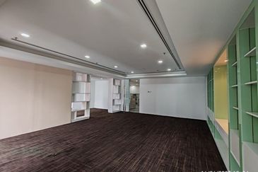 Menara HLX (formerly Menara HLA)