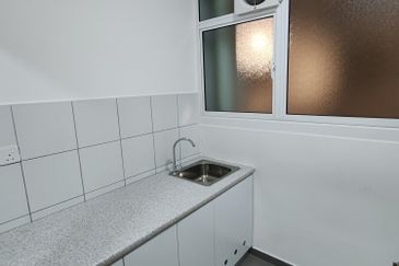 Tuan 2egacy (Tuan Residency 2)