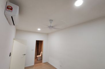 Tuan 2egacy (Tuan Residency 2)