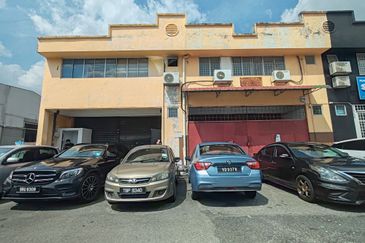 Taman Industri Bolton