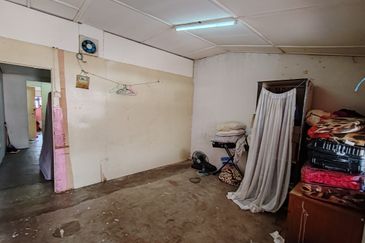 Kampung Tasik Tambahan