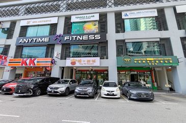 Majestic Maxim Ground Retail Shop For Sale with Tenancy ROI 4.5%