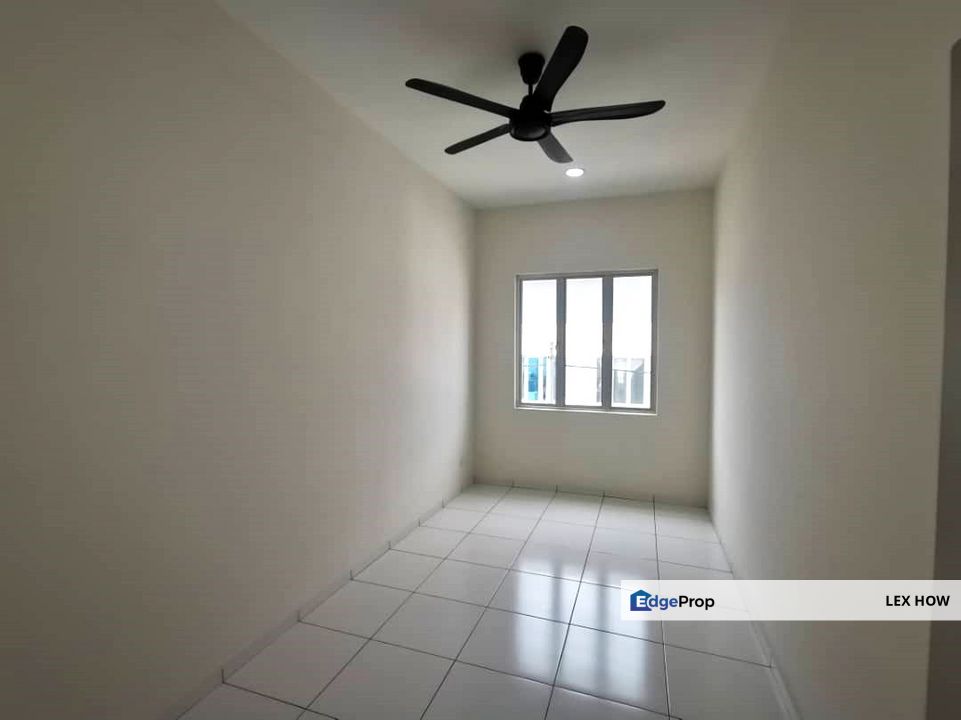 Double Storey Terrace House For Sale at Acacia Park at Bandar Tasik Puteri Rawang, Selangor, Rawang