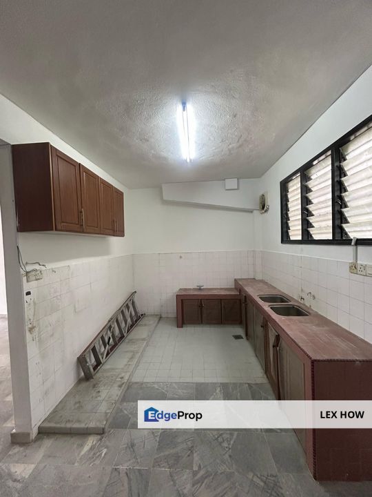 Selayang Taman Bukit Idaman 2.5 Storey Terrace House For Sale, Selangor, Selayang