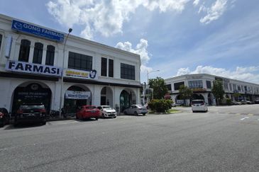 Ivoris @ Eco Majestic