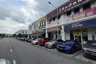 Ivoris @ Eco Majestic