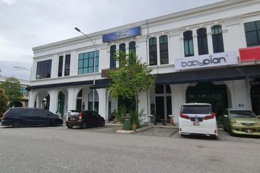 Ivoris @ Eco Majestic