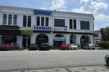 Ivoris @ Eco Majestic