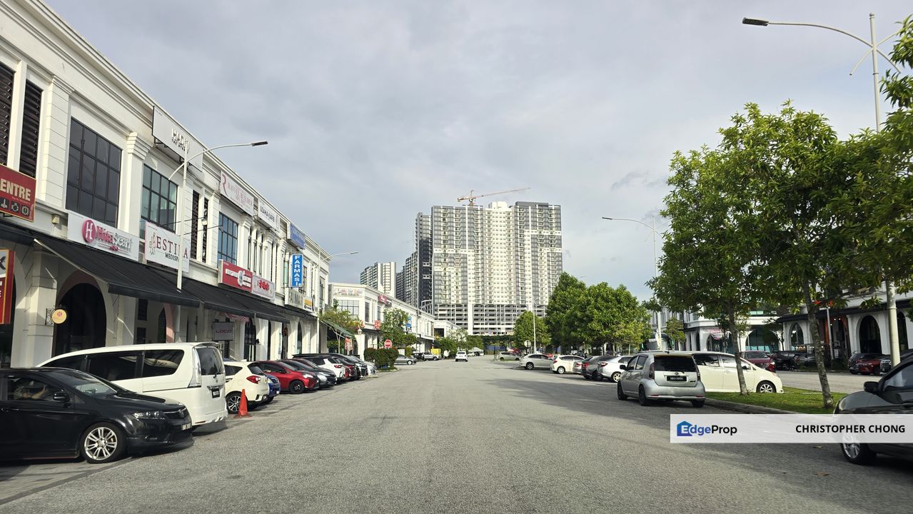 Eco Majestic, First floor Intermediate shop-office, Limited, Selangor, Beranang