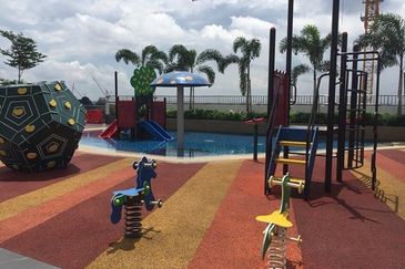 The Caspian @ Meridin Bayvue