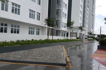 The Caspian @ Meridin Bayvue