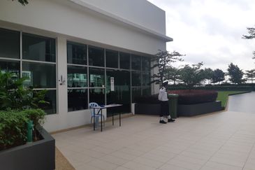 The Caspian @ Meridin Bayvue