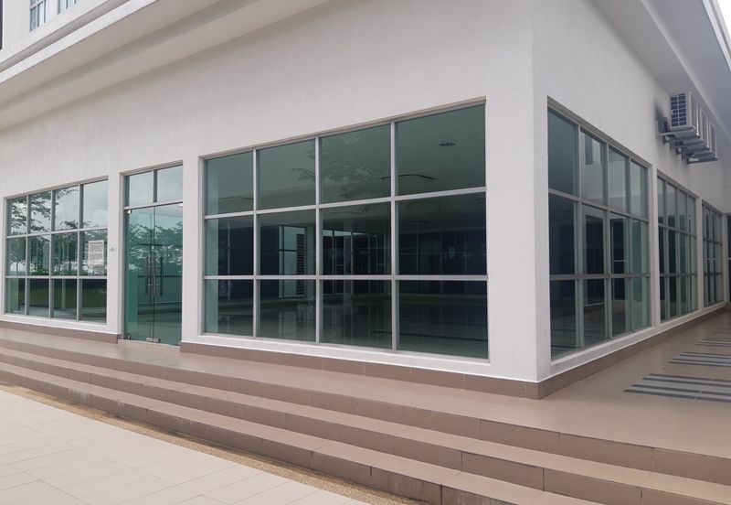 The Caspian @ Meridin Bayvue